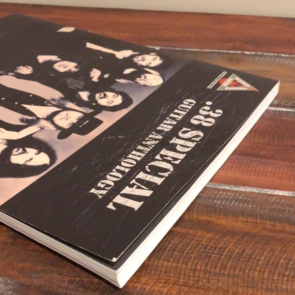 ⭐️ .38 Special Guitar Anthology Book Music - Picture 3 of 7